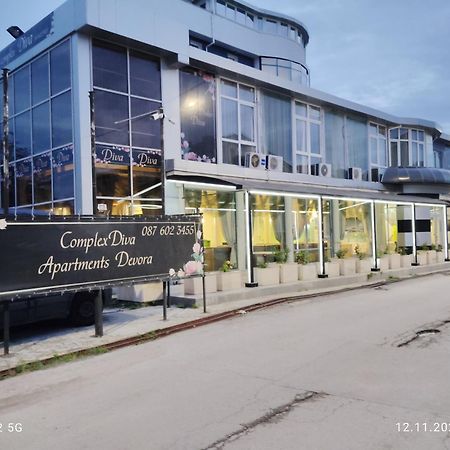Danita Apartments & Diva Restaurant Bbq&Pool Bar Varna Exterior photo
