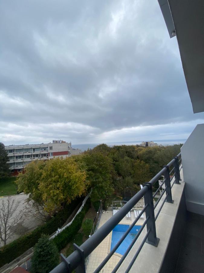 Danita Apartments & Diva Restaurant Bbq&Pool Bar Varna Exterior photo
