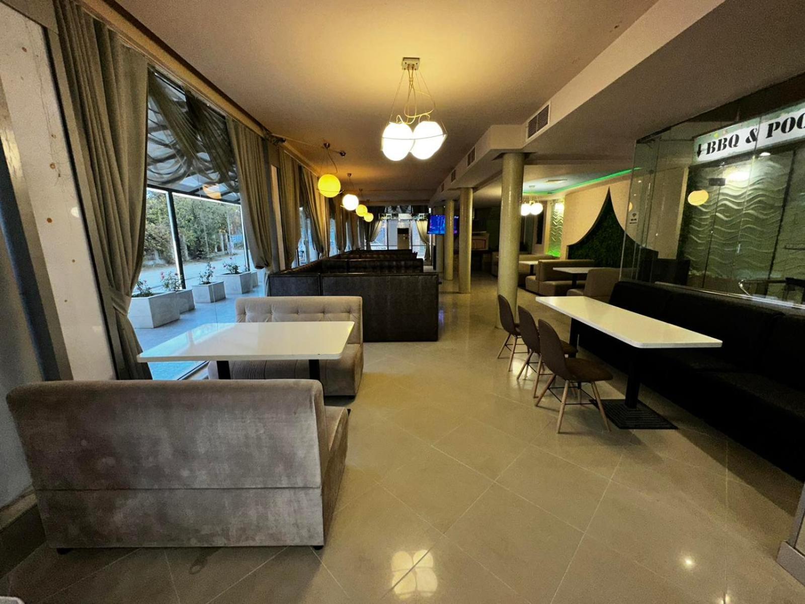 Danita Apartments & Diva Restaurant Bbq&Pool Bar Varna Exterior photo
