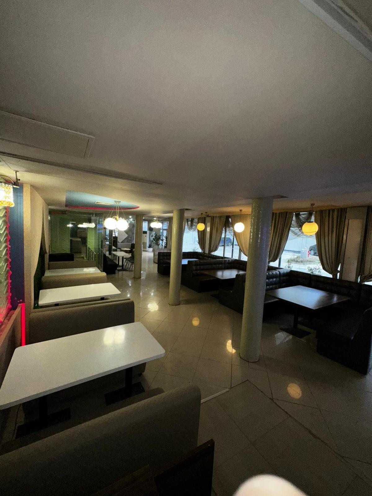 Danita Apartments & Diva Restaurant Bbq&Pool Bar Varna Exterior photo